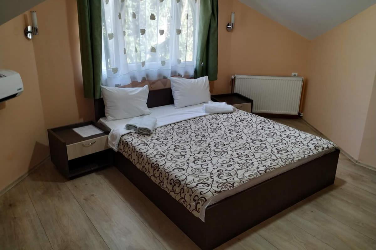 Hotel Restoran Filipovic Nova Varoš Exterior foto