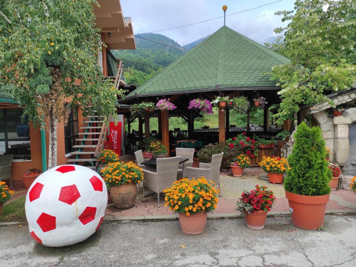 Hotel Restoran Filipovic Nova Varoš Exterior foto