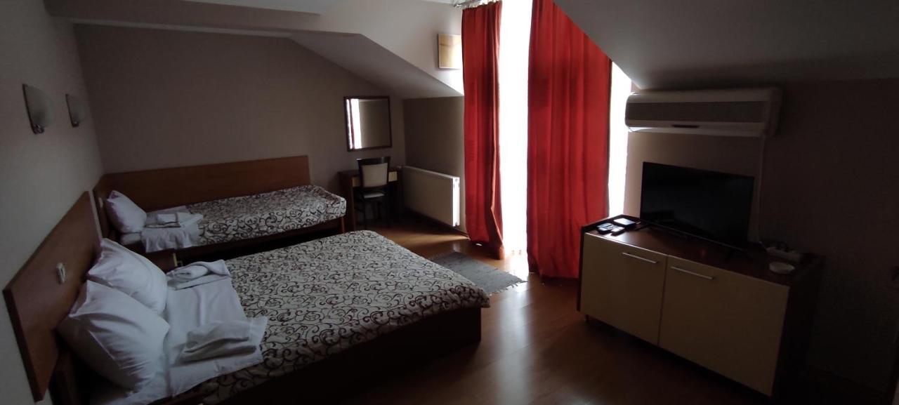 Hotel Restoran Filipovic Nova Varoš Exterior foto